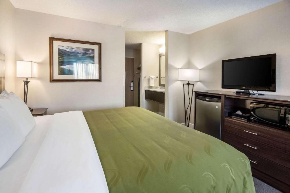 Quality Inn & Suites West